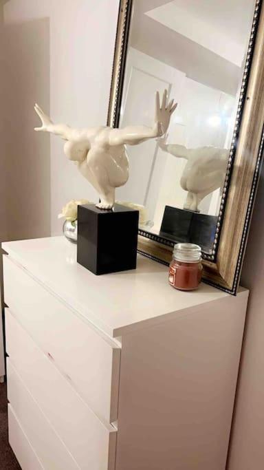 Deluxe Garden Apartment Londra Dış mekan fotoğraf